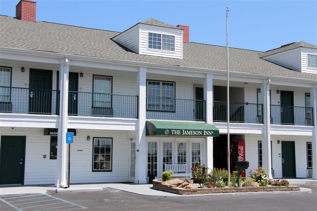 Jameson Inn Дъглас Екстериор снимка